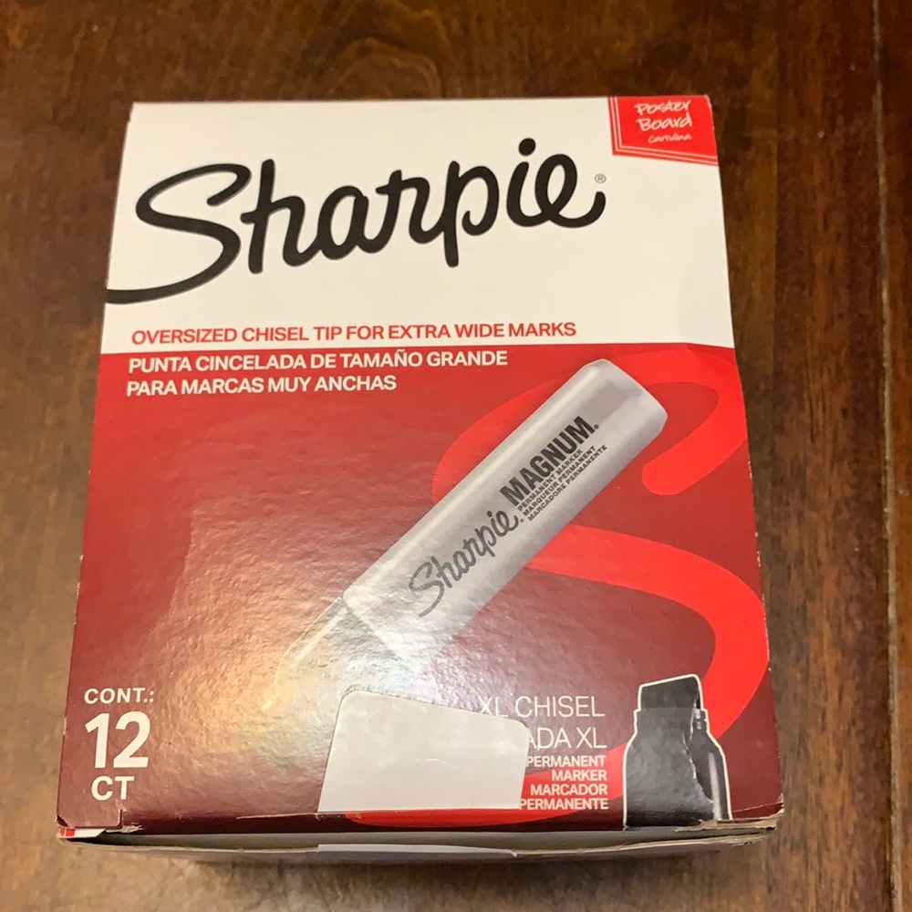 12 COUNT XL CHISEL SHARPIES